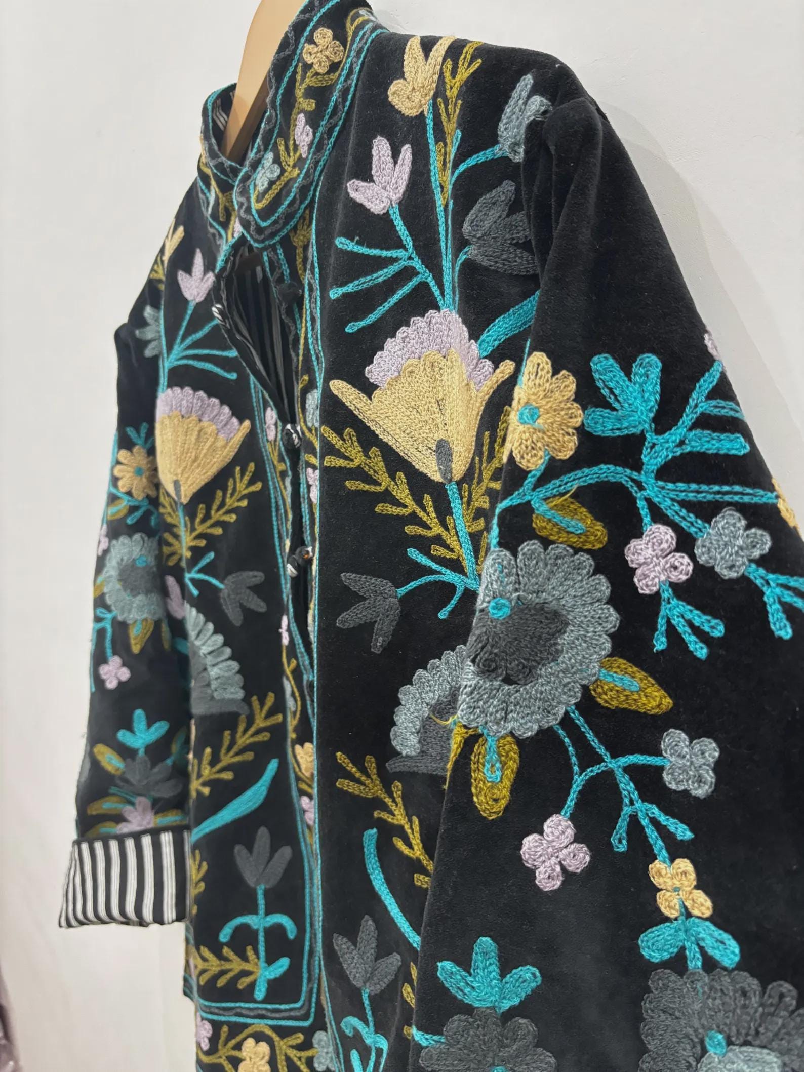 Embroidered Velvet Cropped Jacket | Colorful Suzani Floral Outerwear Bohozani