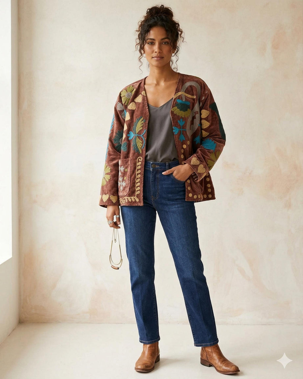 Coachella Festival Style Girl Jean Jacket, The Back is Decorated with Embroidered Rose Flower Patterns Bohozani