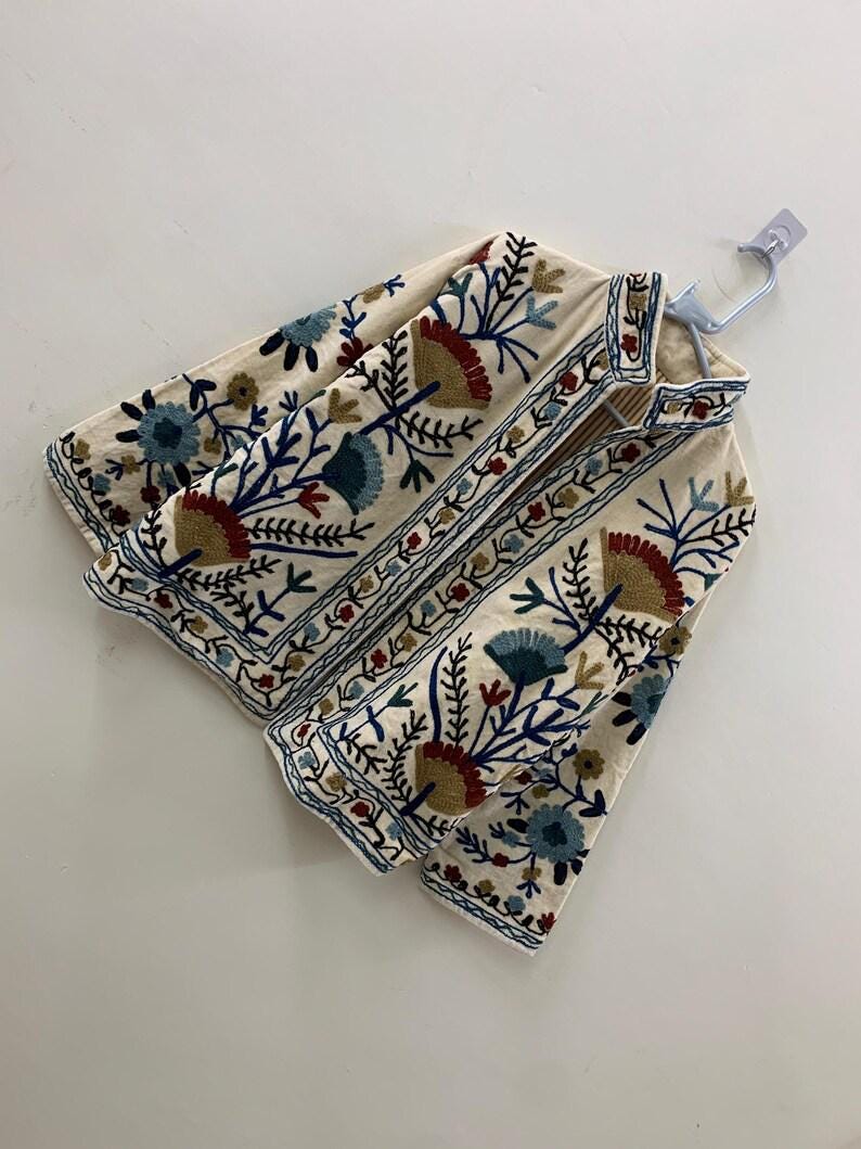 White Velvet Suzani Jacket – Hand-Embroidered Boho Ethnic Kimono Outerwear Bohozani