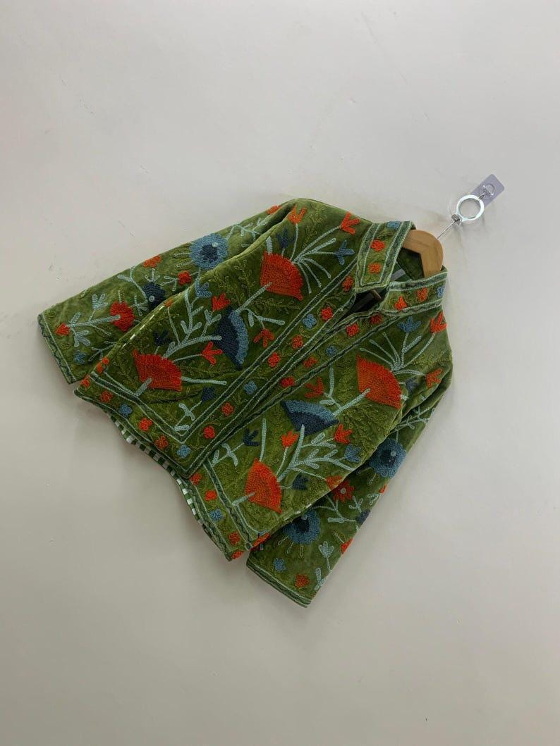 NEW COLLECTION Green Hand-Embroidered Velvet Suzani Jacket – Boho Ethnic Kimono Outerwear Mother's Day Gift Bohozani