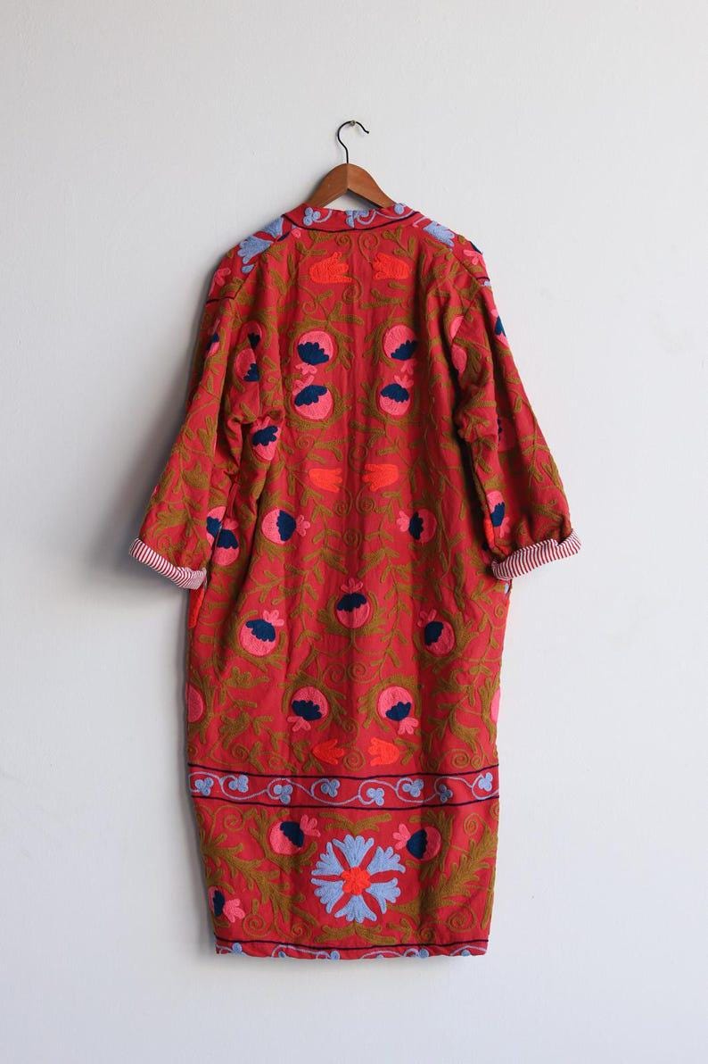 Handmade Suzani Kimono Jacket: Embroidered Silk & Cotton Bohozani