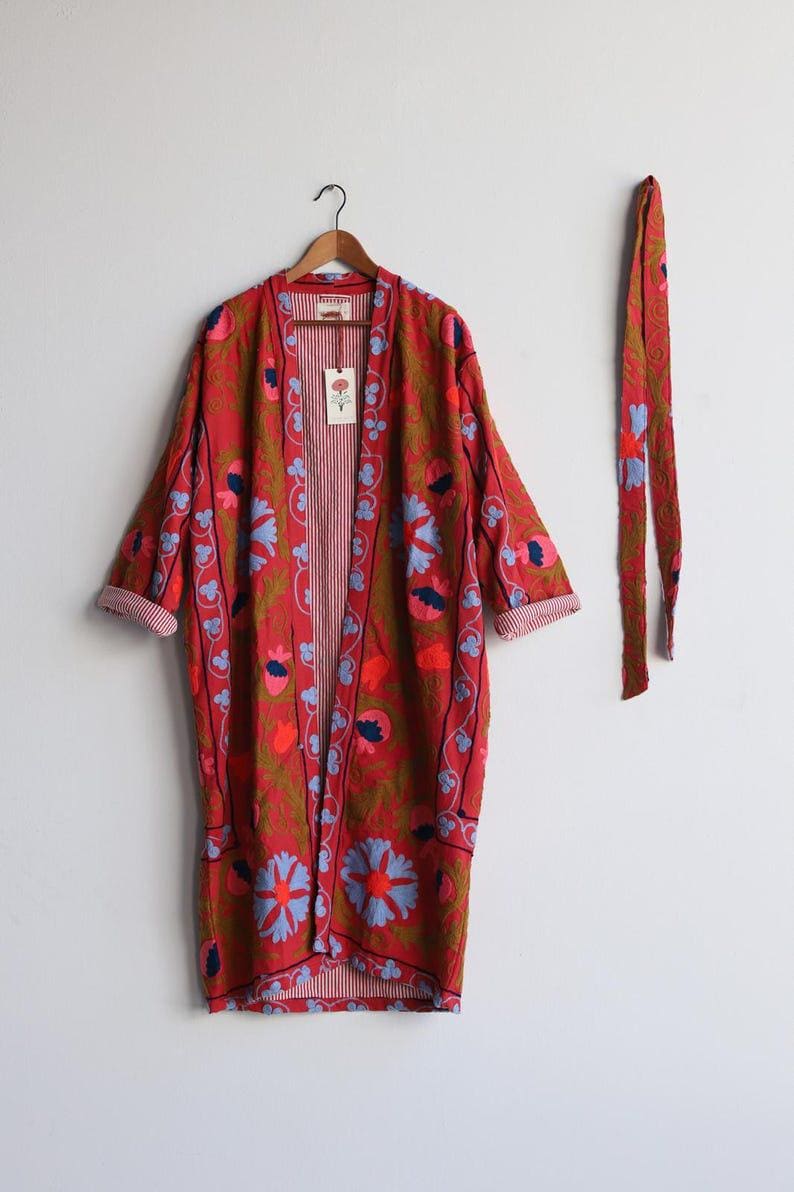 Handmade Suzani Kimono Jacket: Embroidered Silk & Cotton Bohozani