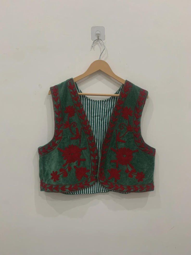 Green Suzani Velvet Vest | Hand-Embroidered Floral Sleeveless Jacket | Vintage-Inspired Festival & Statement Layer | Ethnic Waistcoat Bohozani
